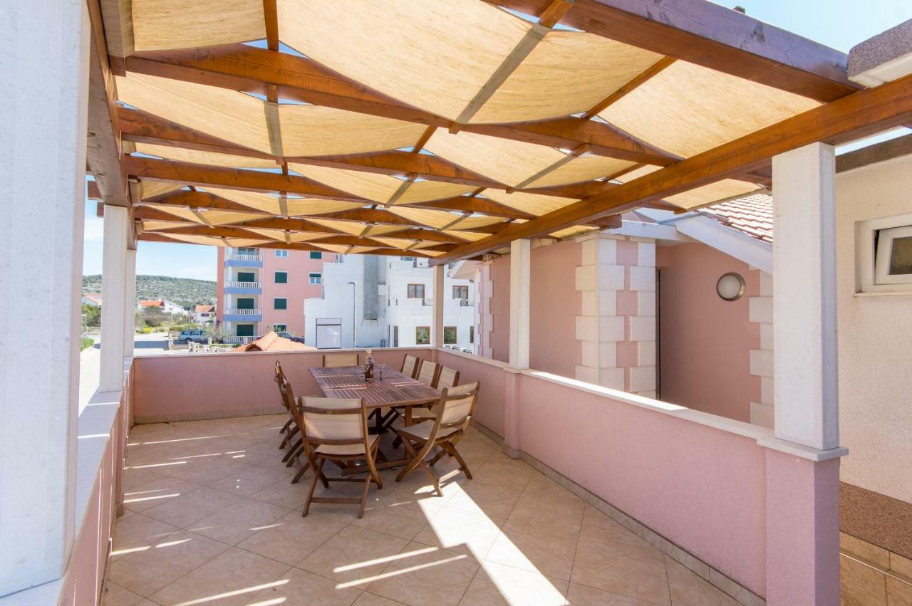 Apartments Summer Трогир Экстерьер фото
